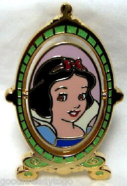 DISNEY SNOW WHITE & WICKED QUEEN SPINNER LE 250 PIN NEW  