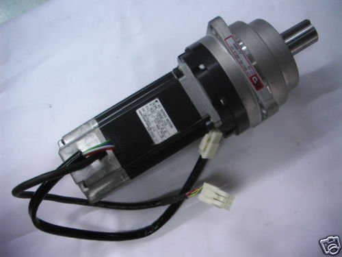 YASKAWA AC SERVO MOTOR 400W. / SGML 04AF J16  