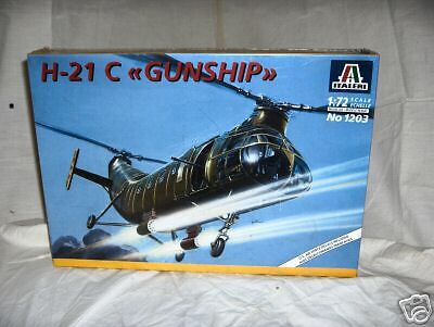 72 H 21 C GUNSHIP   ITALERI # 1203  