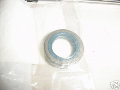 STIHL 028 030 031 032 038 OIL SEAL NEW  