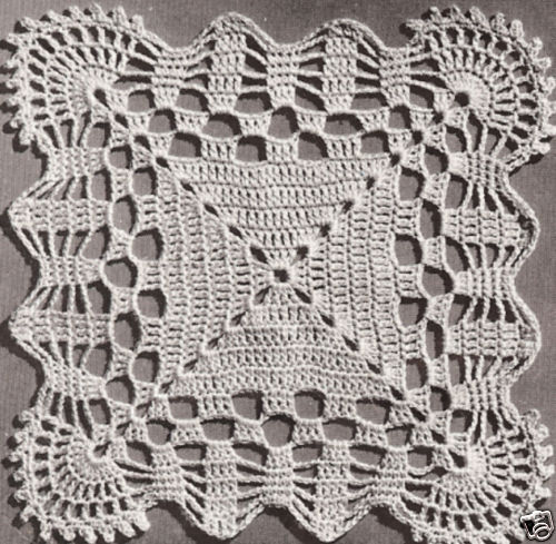 Vintage Crochet MOTIF BLOCK Bedspread Cockle Pattern  