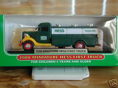 Hess Mini 2000 First Truck Tanker Mint in Box, never op  
